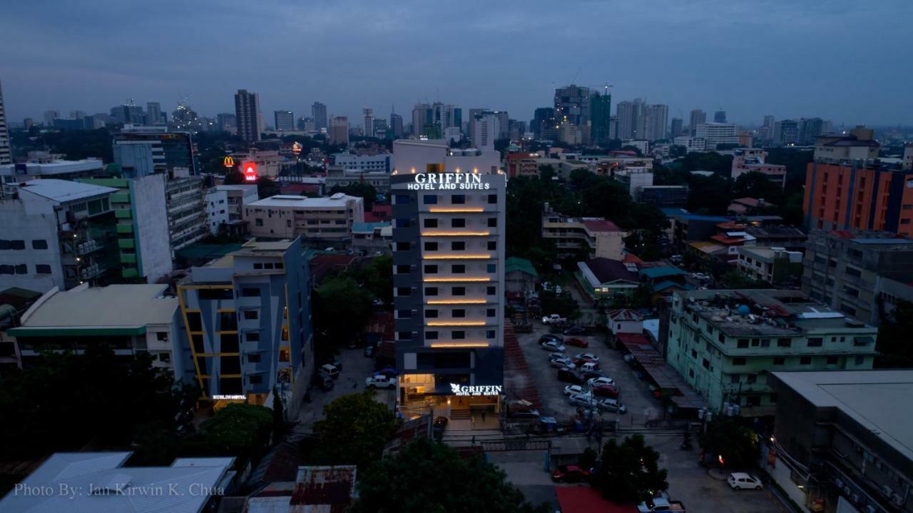 Griffin Hotel And Suites Cebu Exterior photo