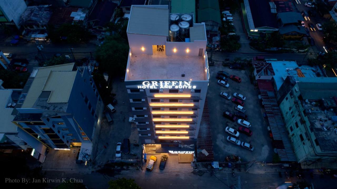 Griffin Hotel And Suites Cebu Exterior photo